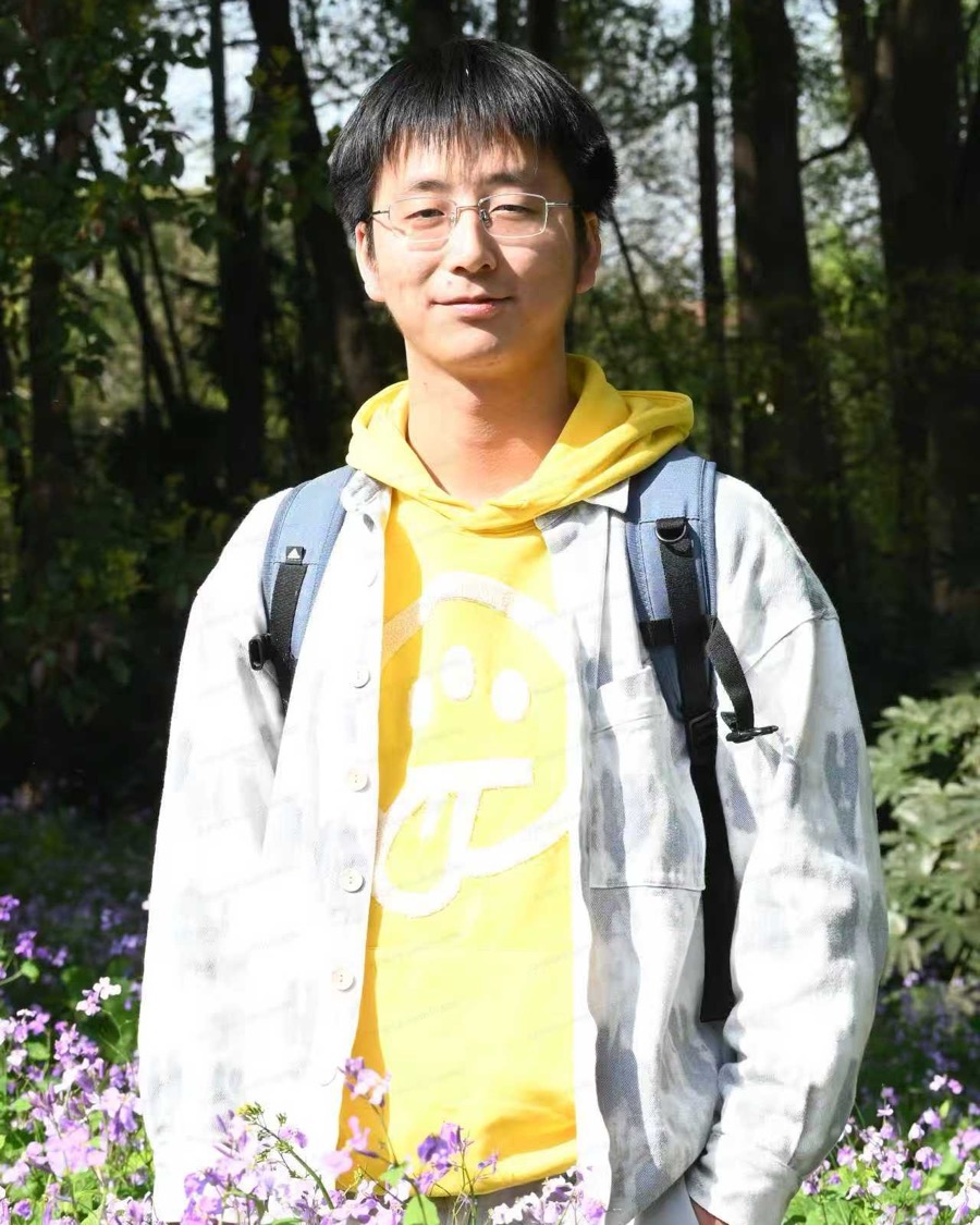 Portrait of Yufeng Li